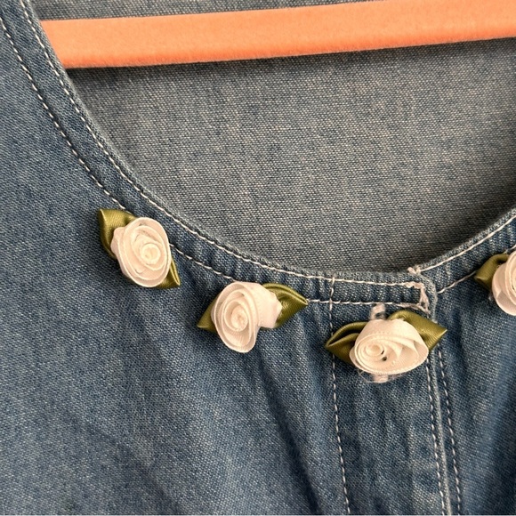 Vintage 90s TRULY YOURS Denim Pearl Button Up MIDI Dress Pockets White Rosettes - Picture 6 of 15